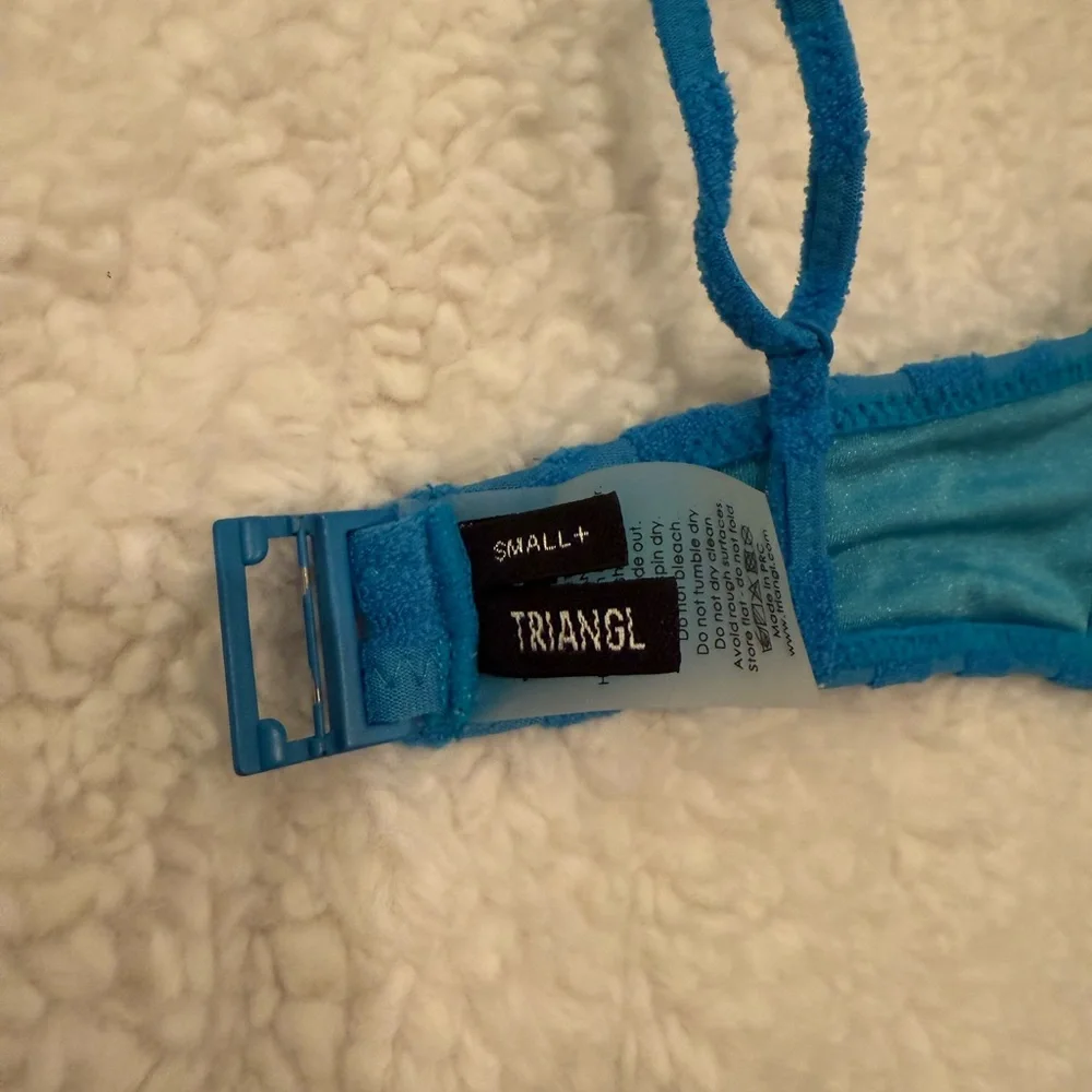 TRIANGL Bikini Top - Picture 3 of 3